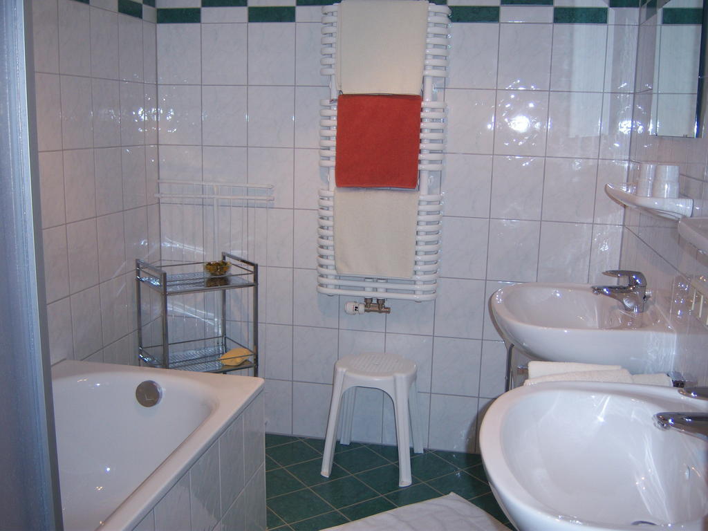 Appartement zum Rössl Ramsau am Dachstein Zimmer foto
